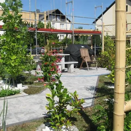 Diamanthaus 3 * Κόμπλεντς